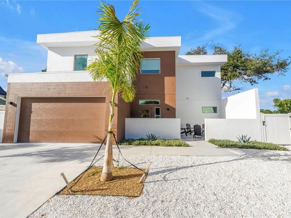 2065 GOLDENROD STREET, SARASOTA, FL 34239