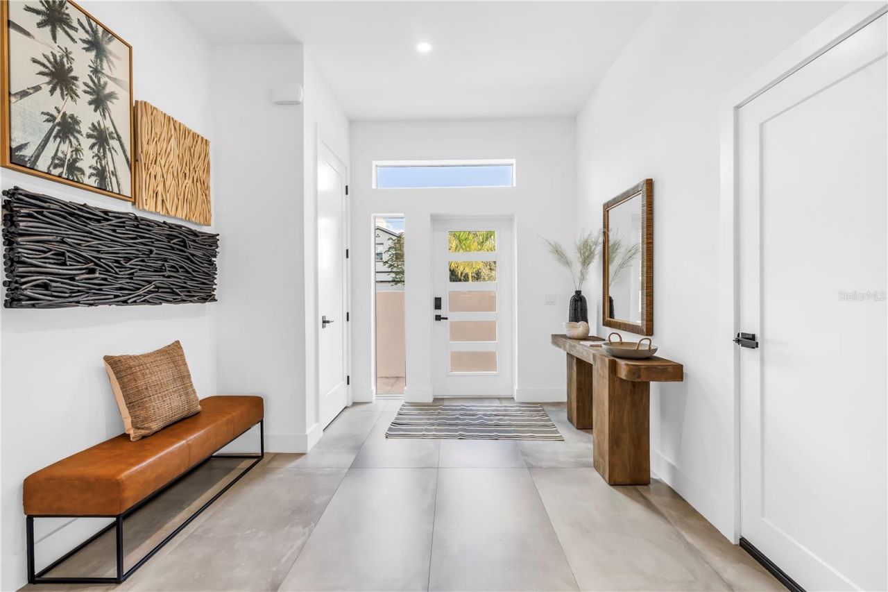 2065 Goldenrod Street, Sarasota, FL 34239 Photo