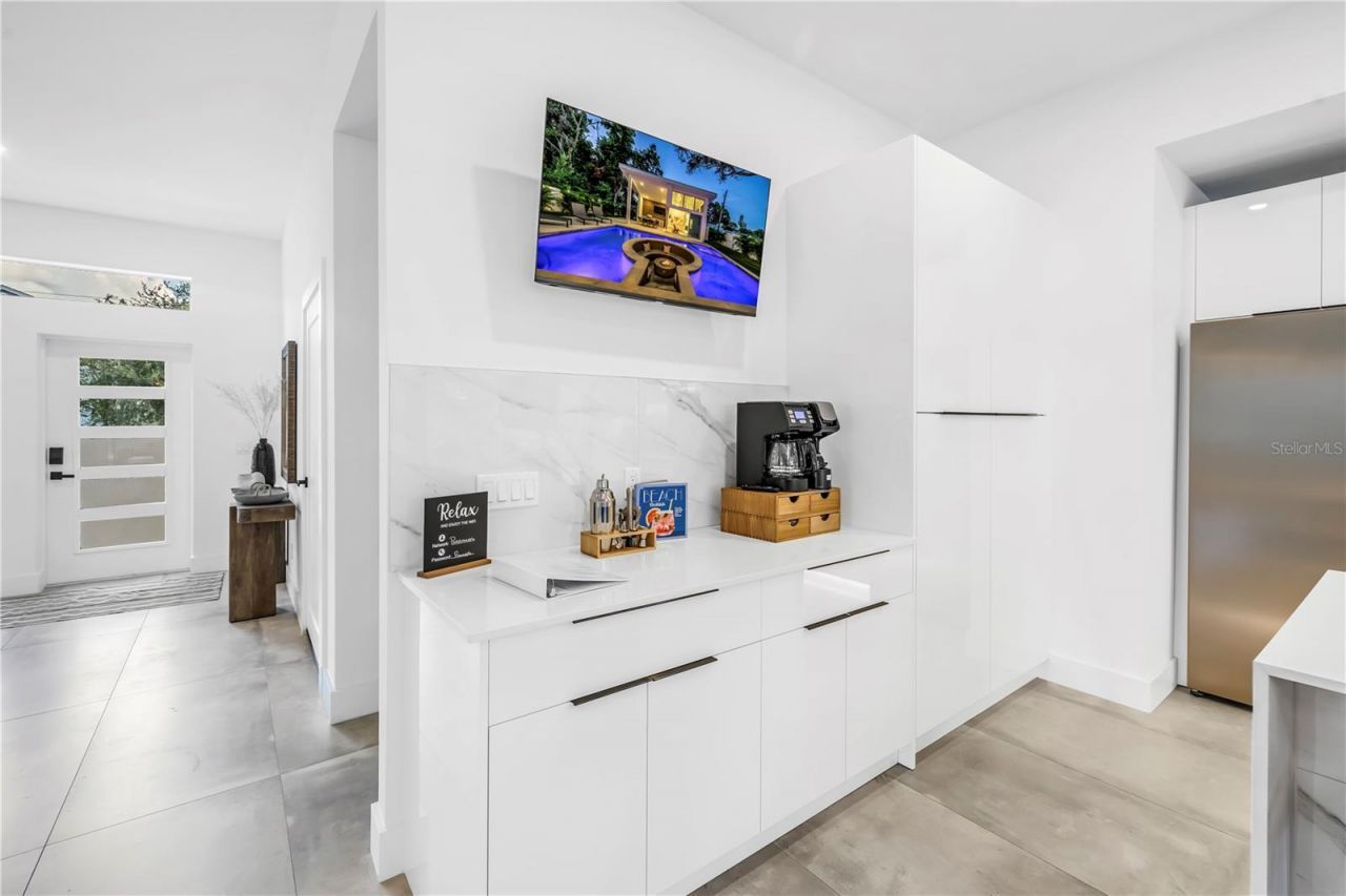 2065 Goldenrod Street, Sarasota, FL 34239 Photo