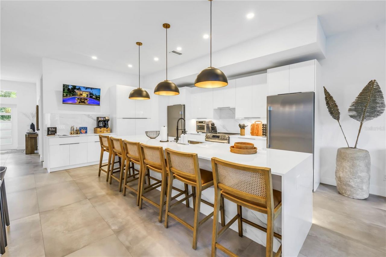 2065 Goldenrod Street, Sarasota, FL 34239 Photo