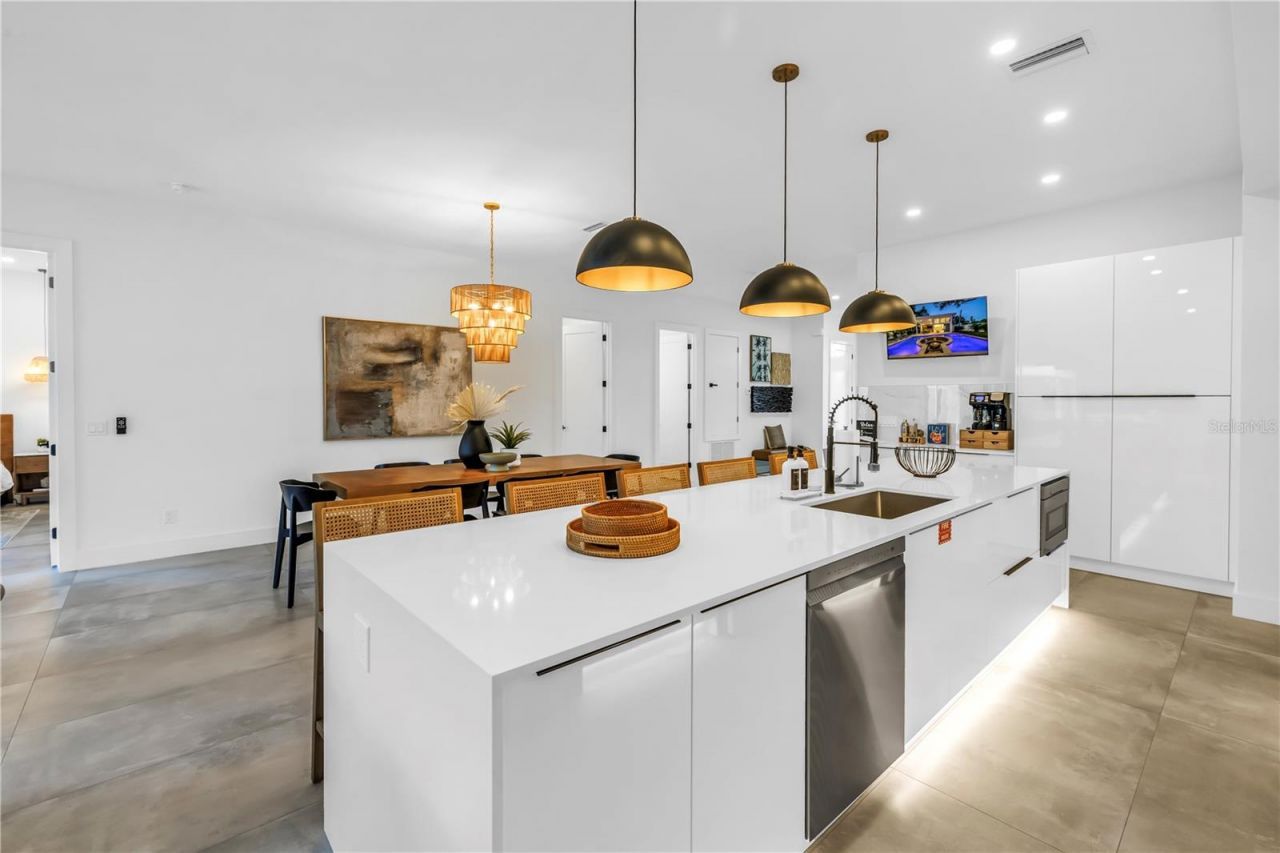 2065 Goldenrod Street, Sarasota, FL 34239 Photo