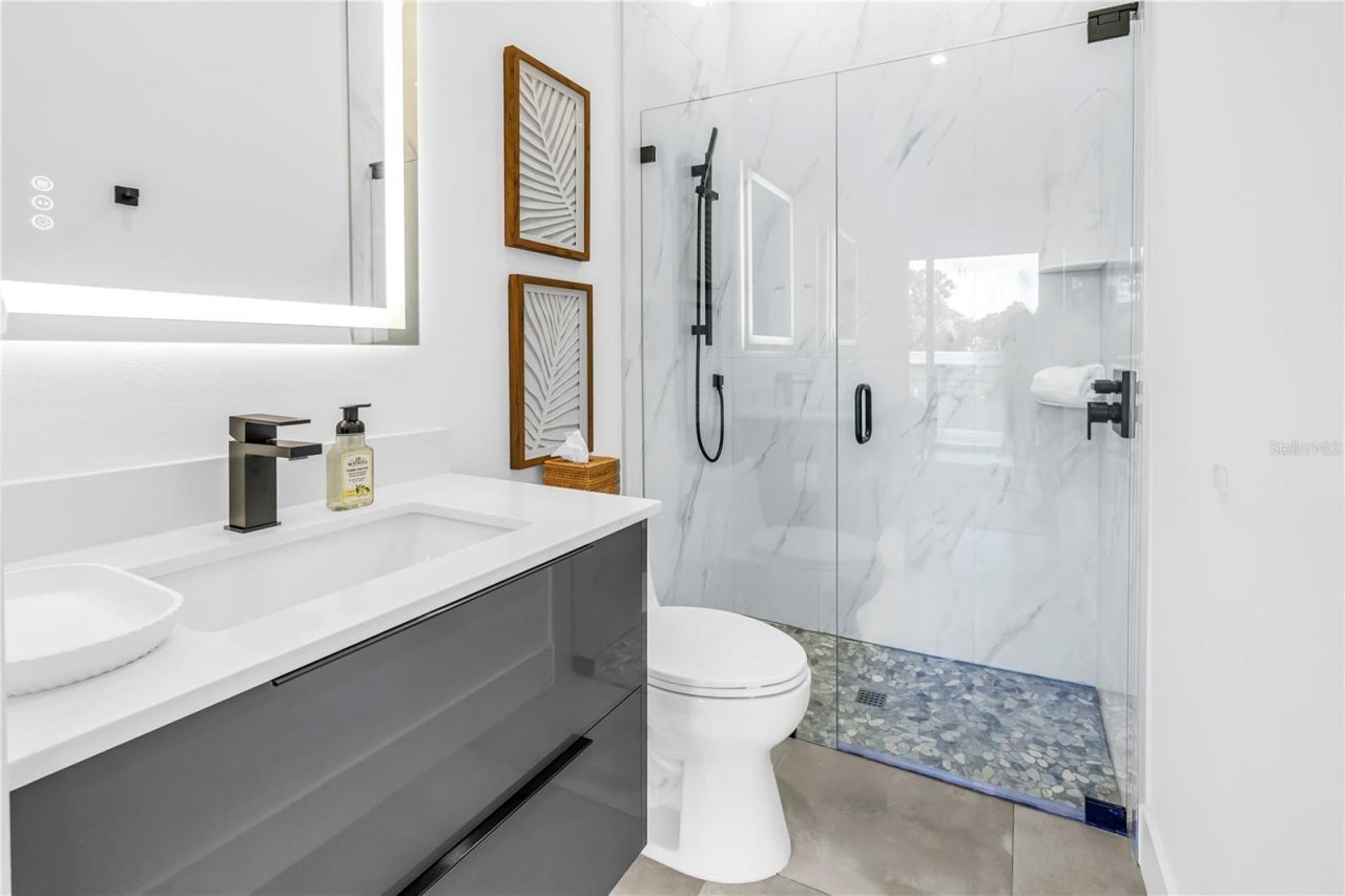 2065 Goldenrod Street, Sarasota, FL 34239 Photo