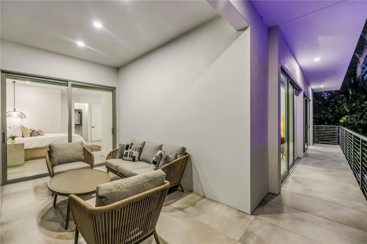 2065 Goldenrod Street, Sarasota, FL 34239 Photo