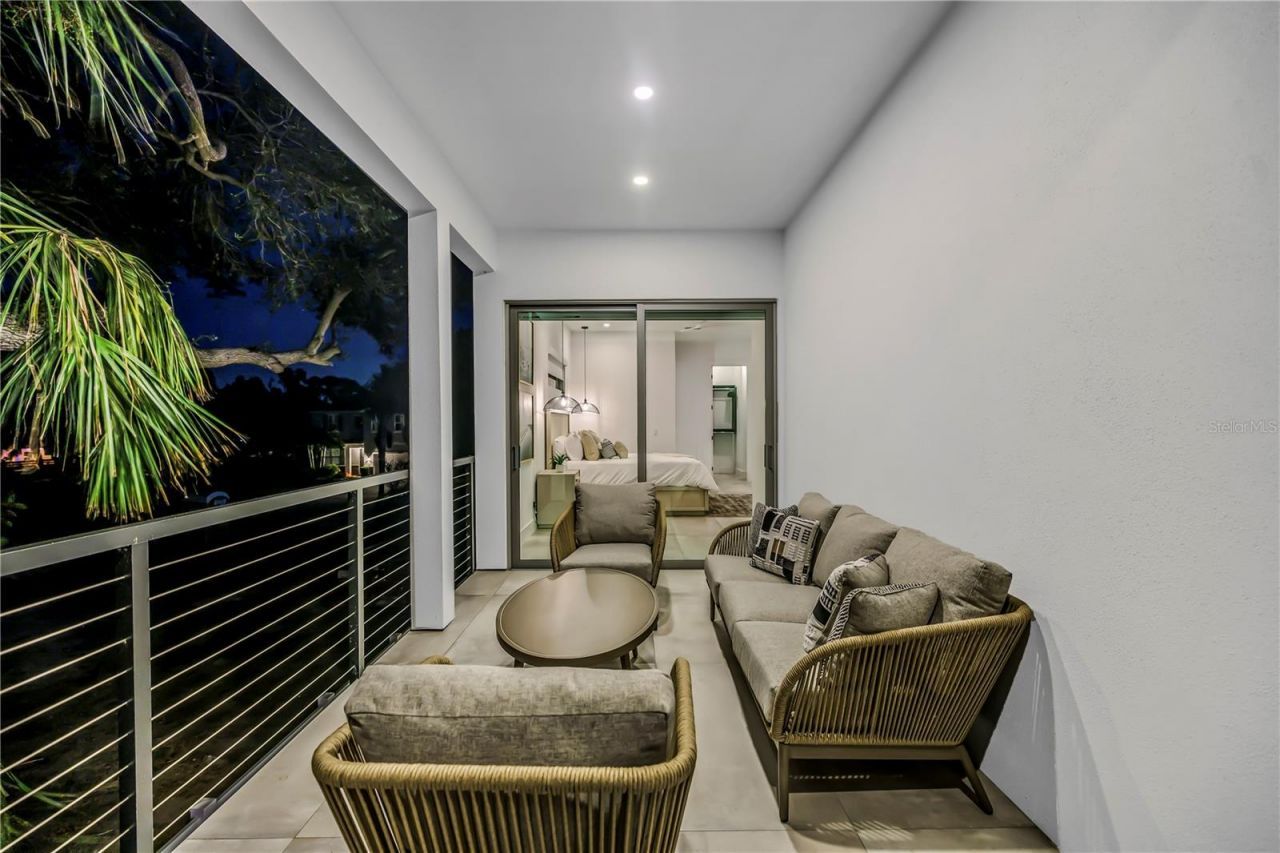 2065 Goldenrod Street, Sarasota, FL 34239 Photo