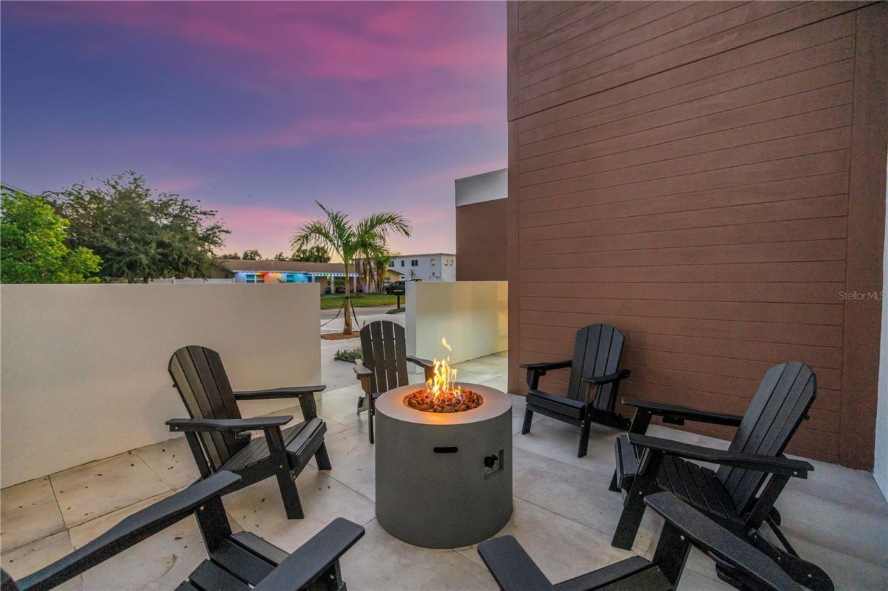 2065 Goldenrod Street, Sarasota, FL 34239 Photo