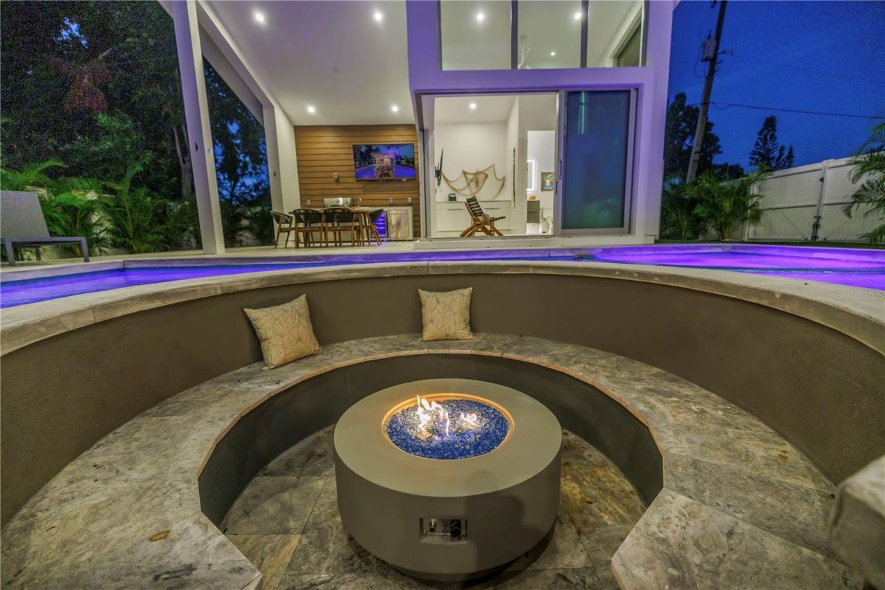 2065 Goldenrod Street, Sarasota, FL 34239 Photo