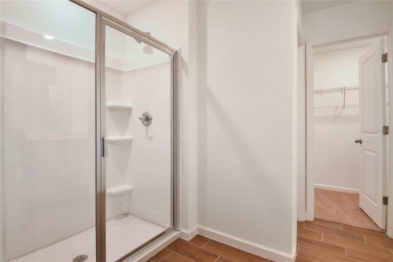 738 Lake Dell Avenue, Dundee, FL 33838 Photo