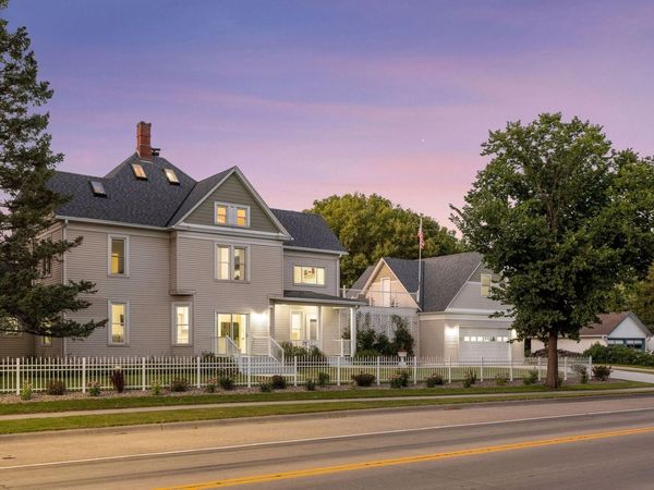 917 Division Street S, Northfield, MN 55057
