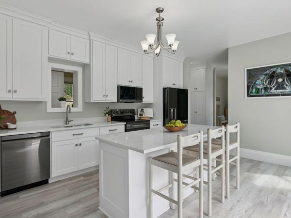 917 Division Street S, Northfield, MN 55057