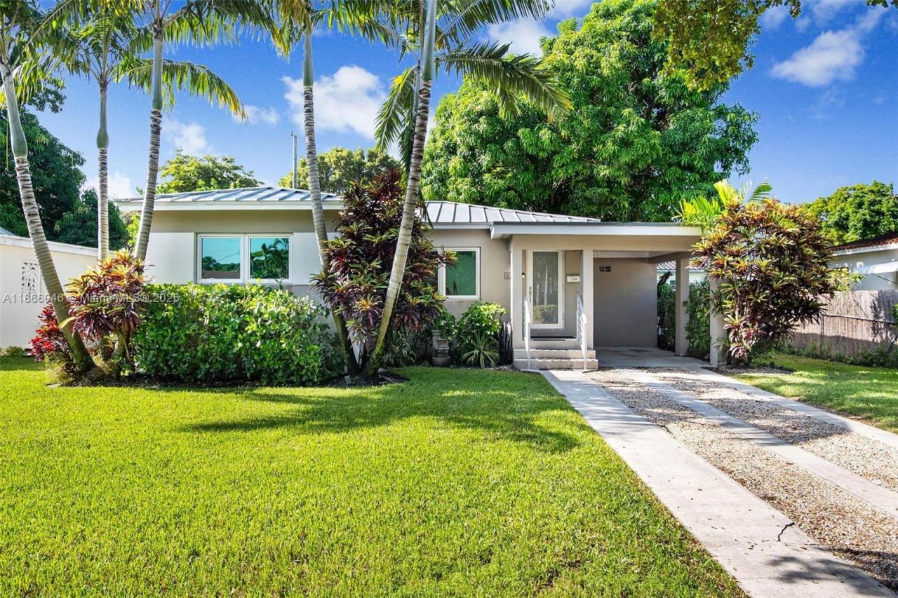 6320 NW 41st St, Virginia Gardens, FL 33166 Photo