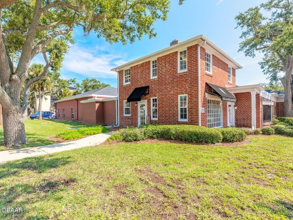 200 Magnolia Avenue, Daytona Beach, FL 32114