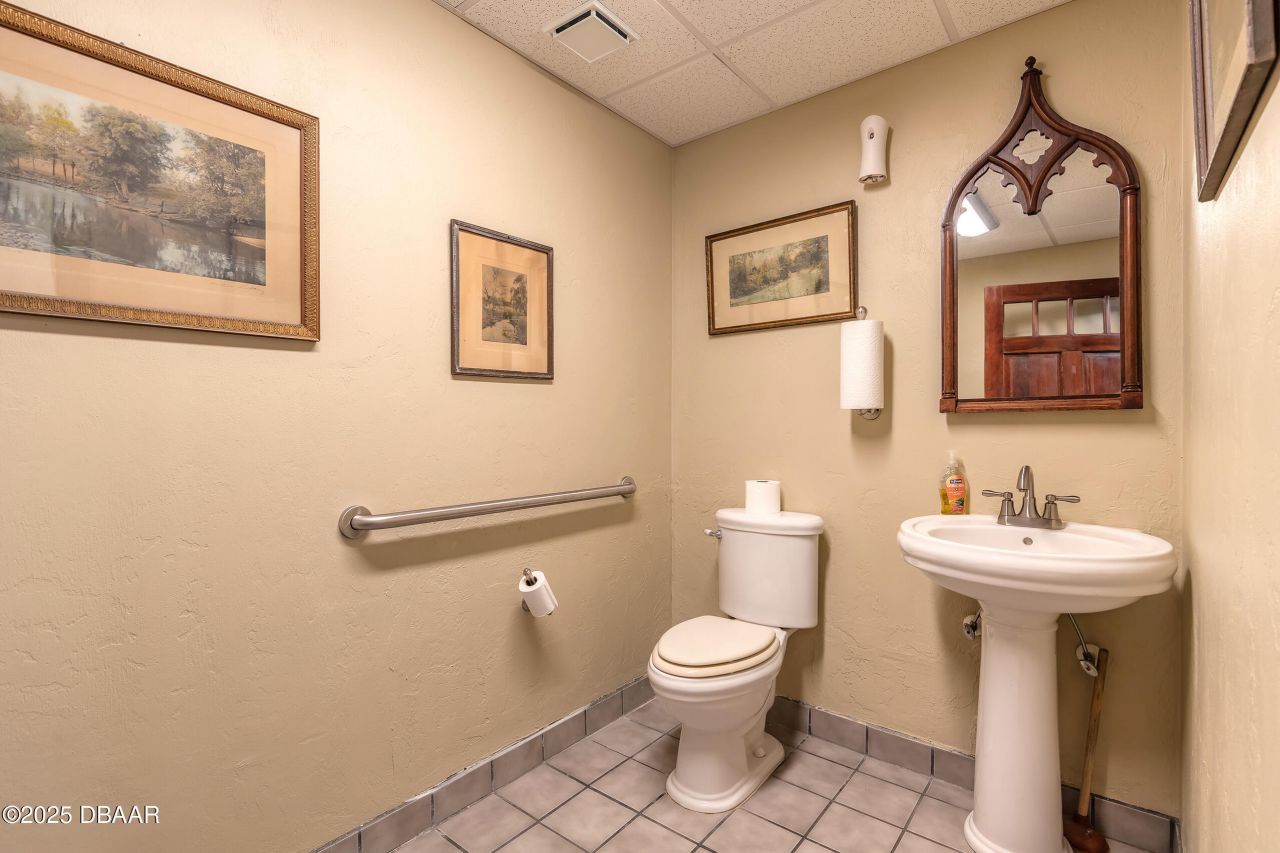 200 Magnolia Avenue, Daytona Beach, FL 32114 Photo