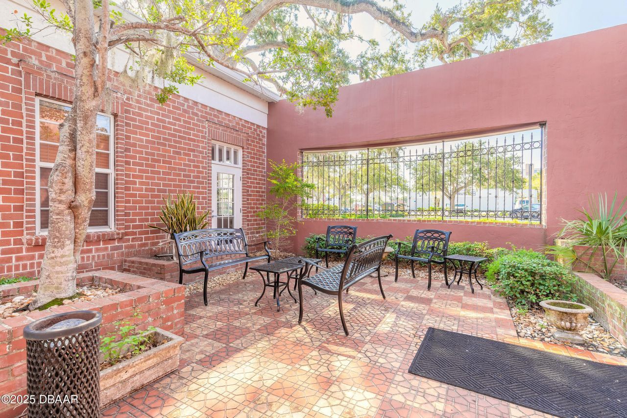 200 Magnolia Avenue, Daytona Beach, FL 32114 Photo