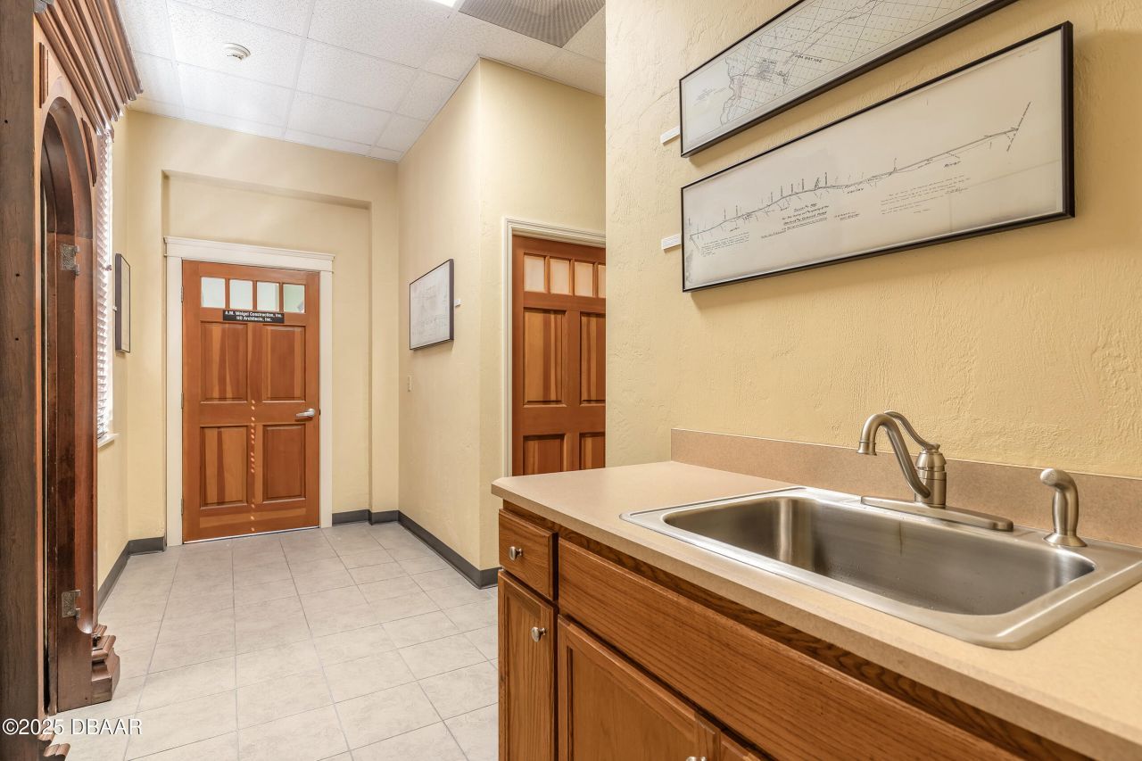 200 Magnolia Avenue, Daytona Beach, FL 32114 Photo