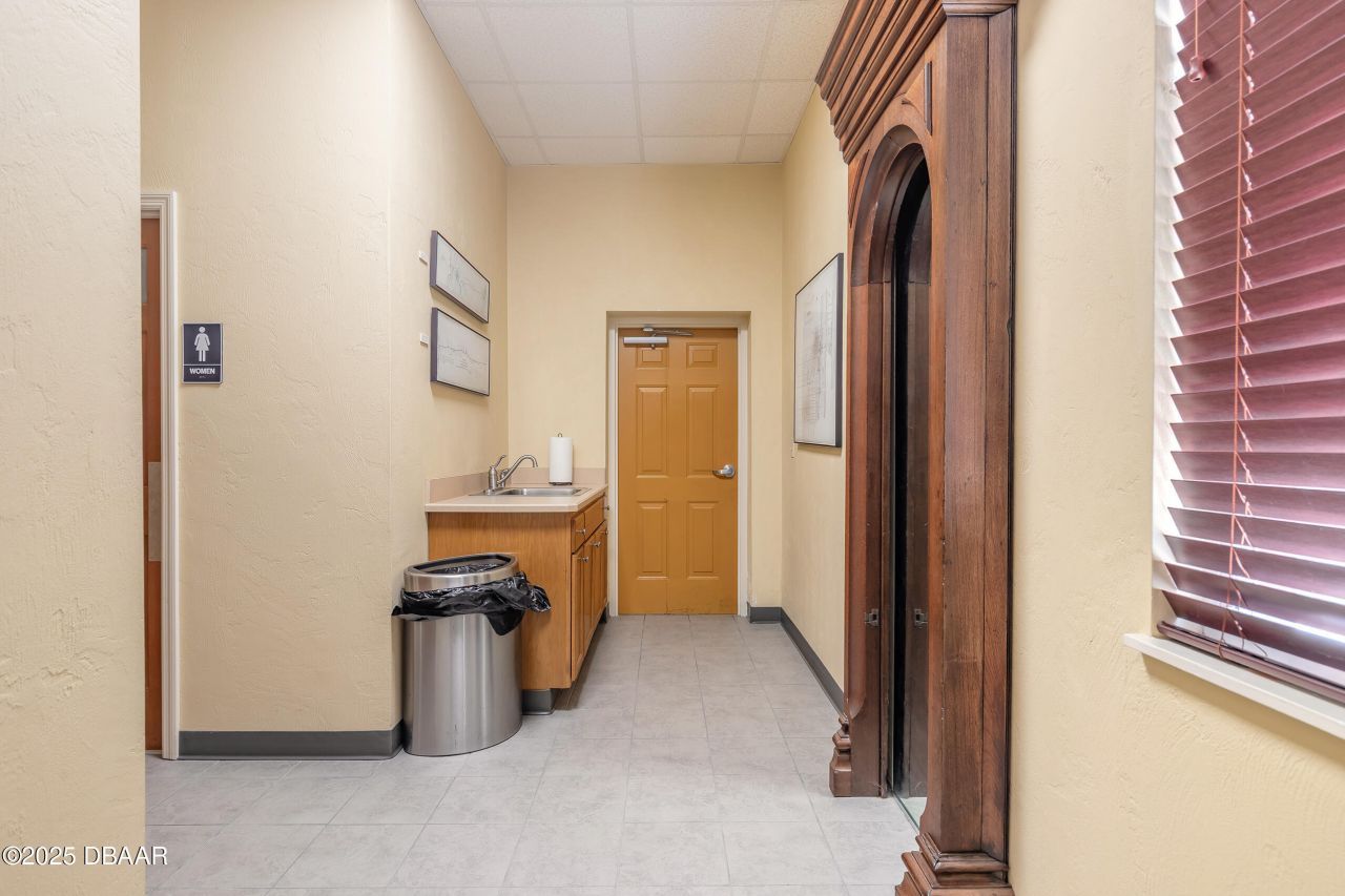 200 Magnolia Avenue, Daytona Beach, FL 32114 Photo