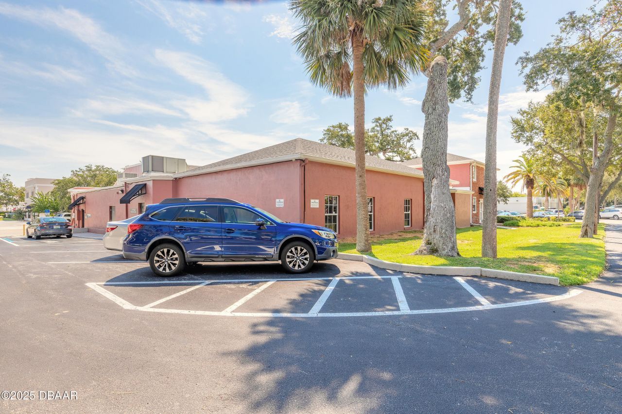 200 Magnolia Avenue, Daytona Beach, FL 32114 Photo