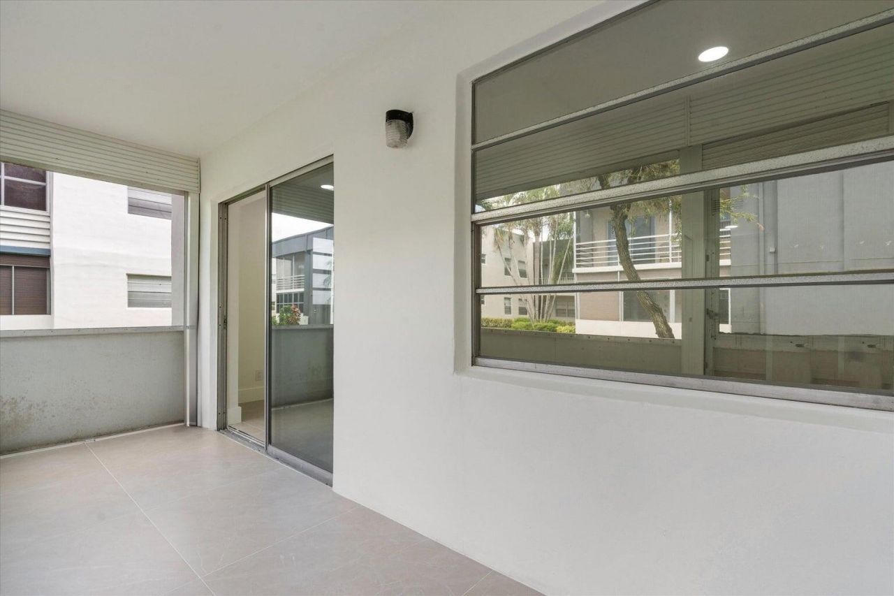 578 Burgundy M, Unit M, Delray Beach, FL 33484 Photo