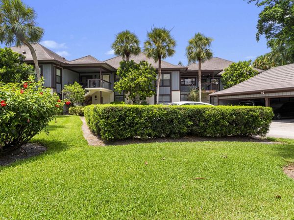 13329 Polo Club Road, Unit 105, Wellington, FL 33414