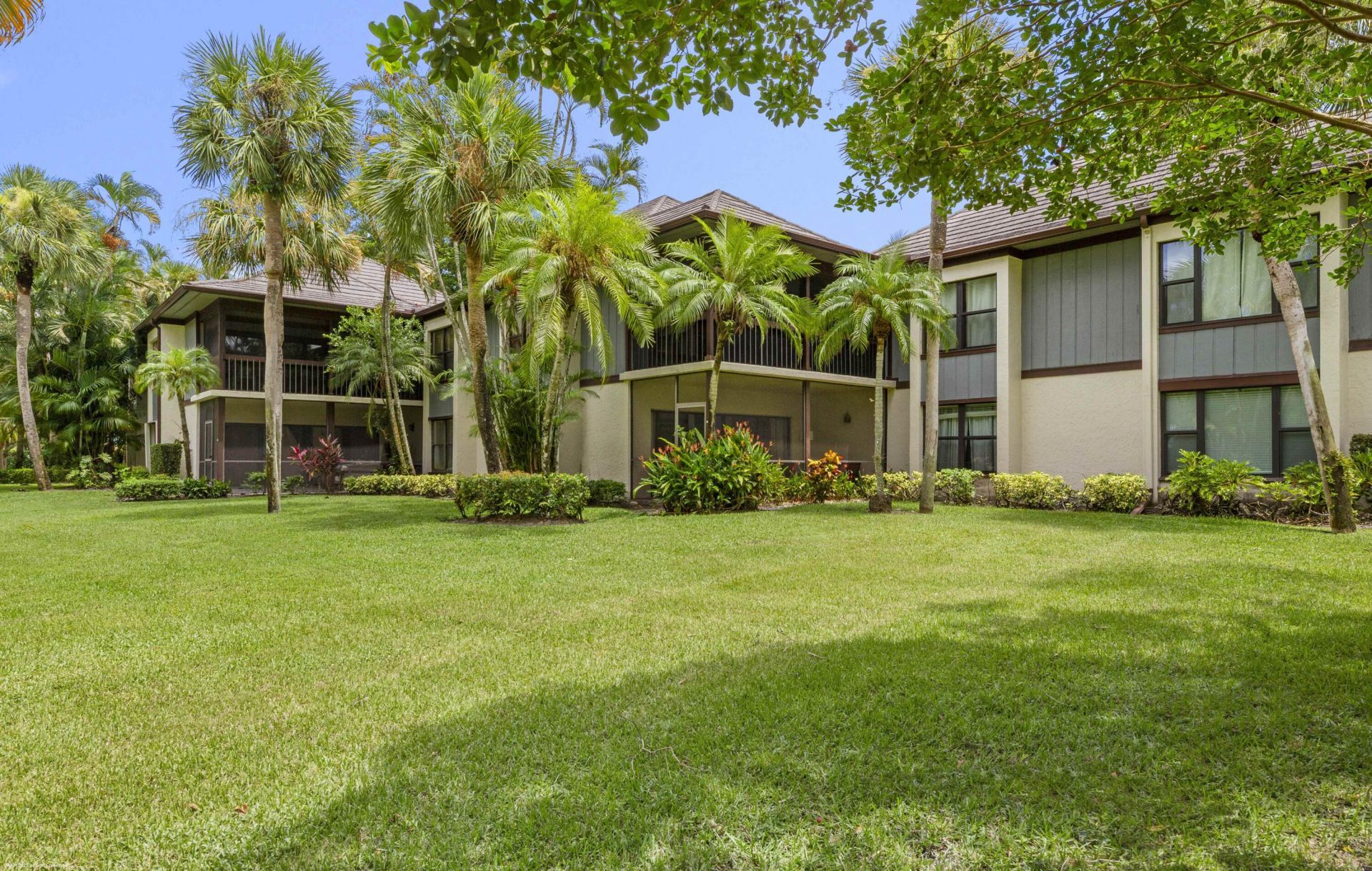 13329 Polo Club Road, Unit 105, Wellington, FL 33414 Photo