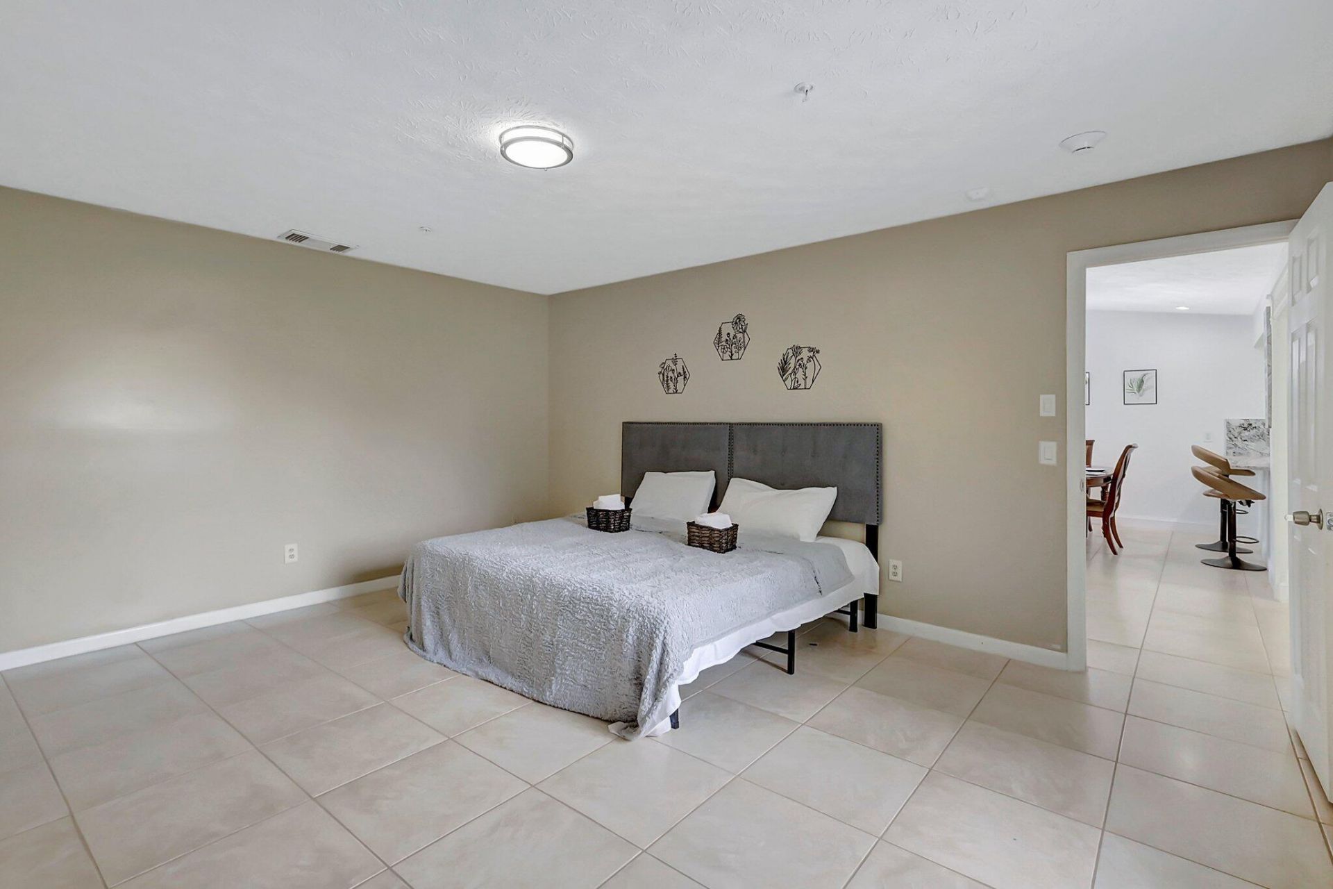 1541 SE Minorca Avenue, Port Saint Lucie, FL 34952 Photo