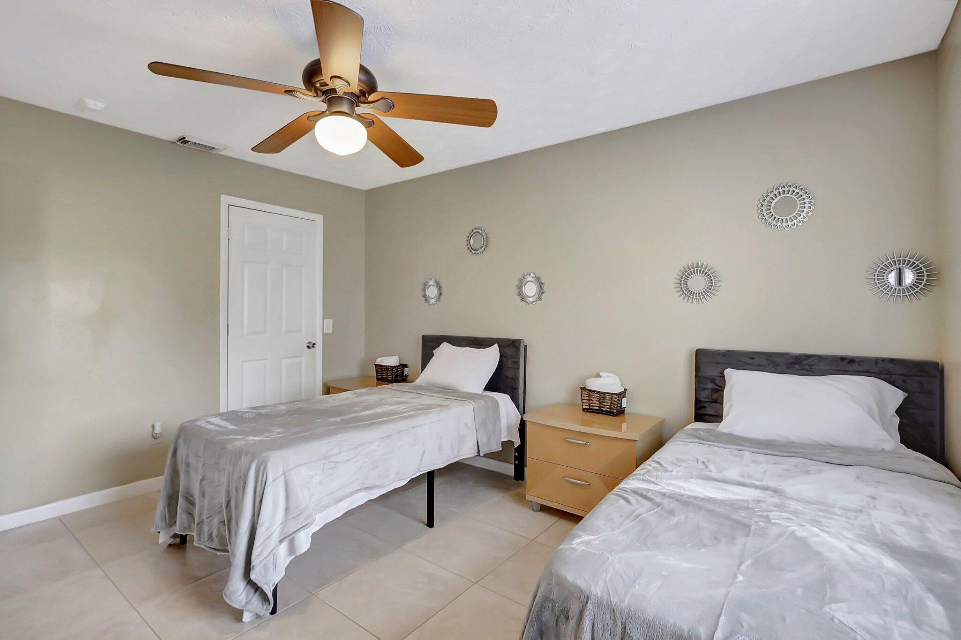 1541 SE Minorca Avenue, Port Saint Lucie, FL 34952 Photo