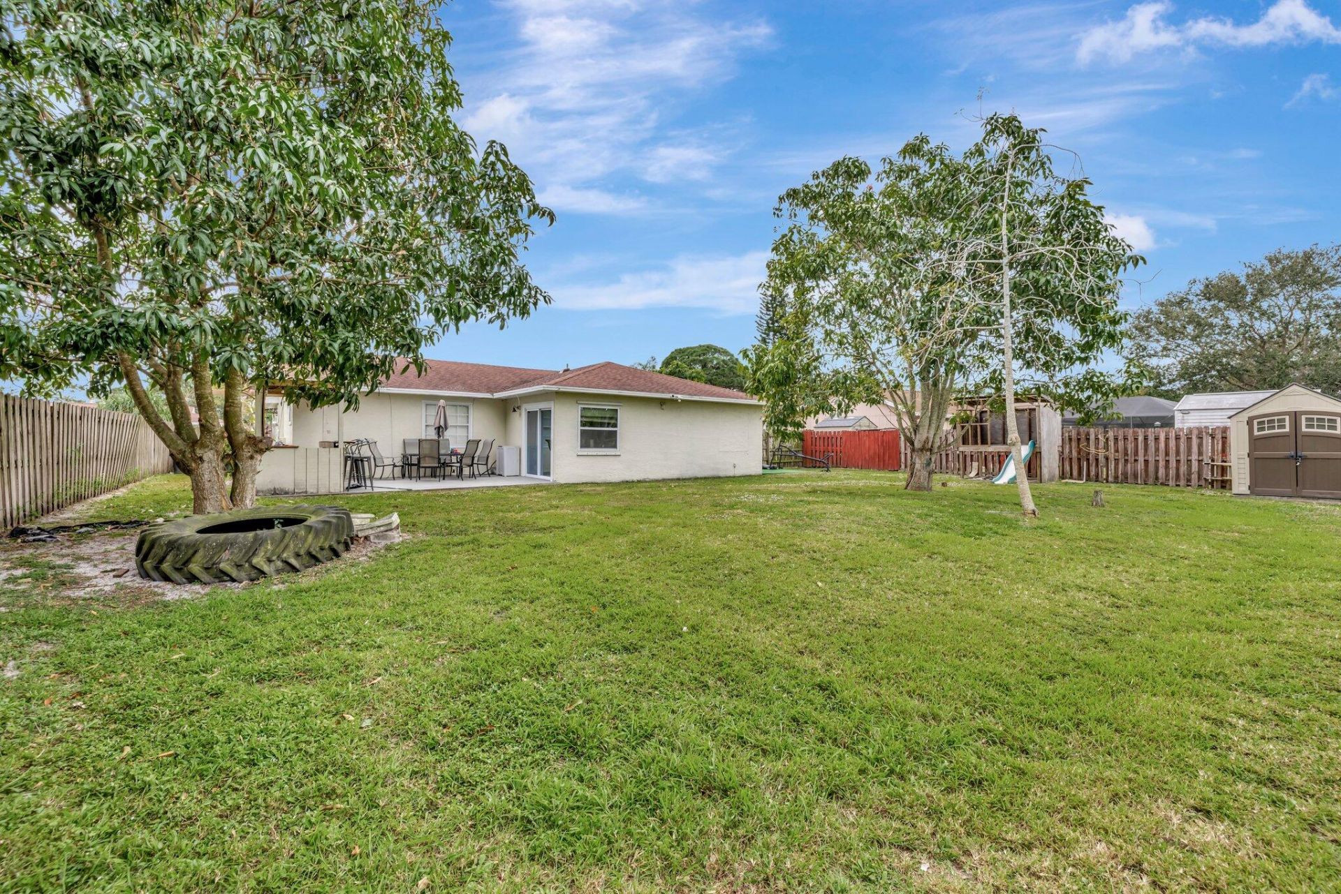 1541 SE Minorca Avenue, Port Saint Lucie, FL 34952 Photo