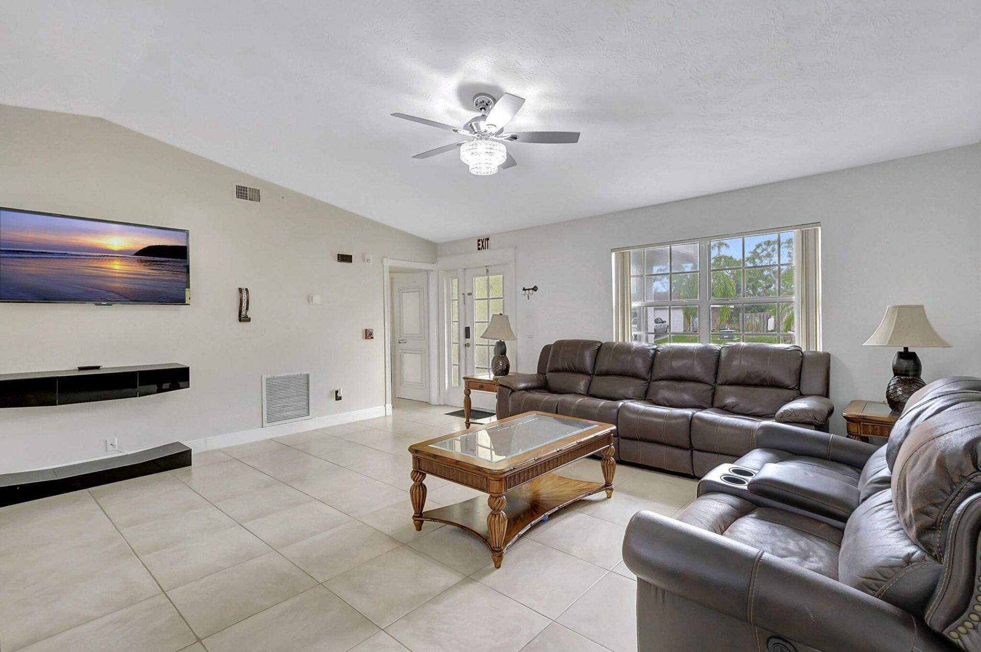 1541 SE Minorca Avenue, Port Saint Lucie, FL 34952 Photo