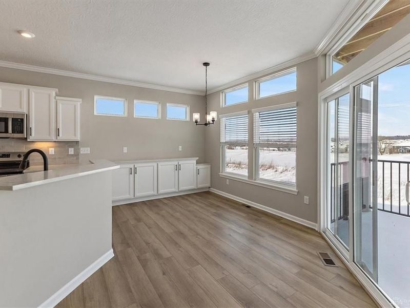 5370 Augusta Drive, Unit 10-201, Turtlecreek Township, OH 45036 Photo 5