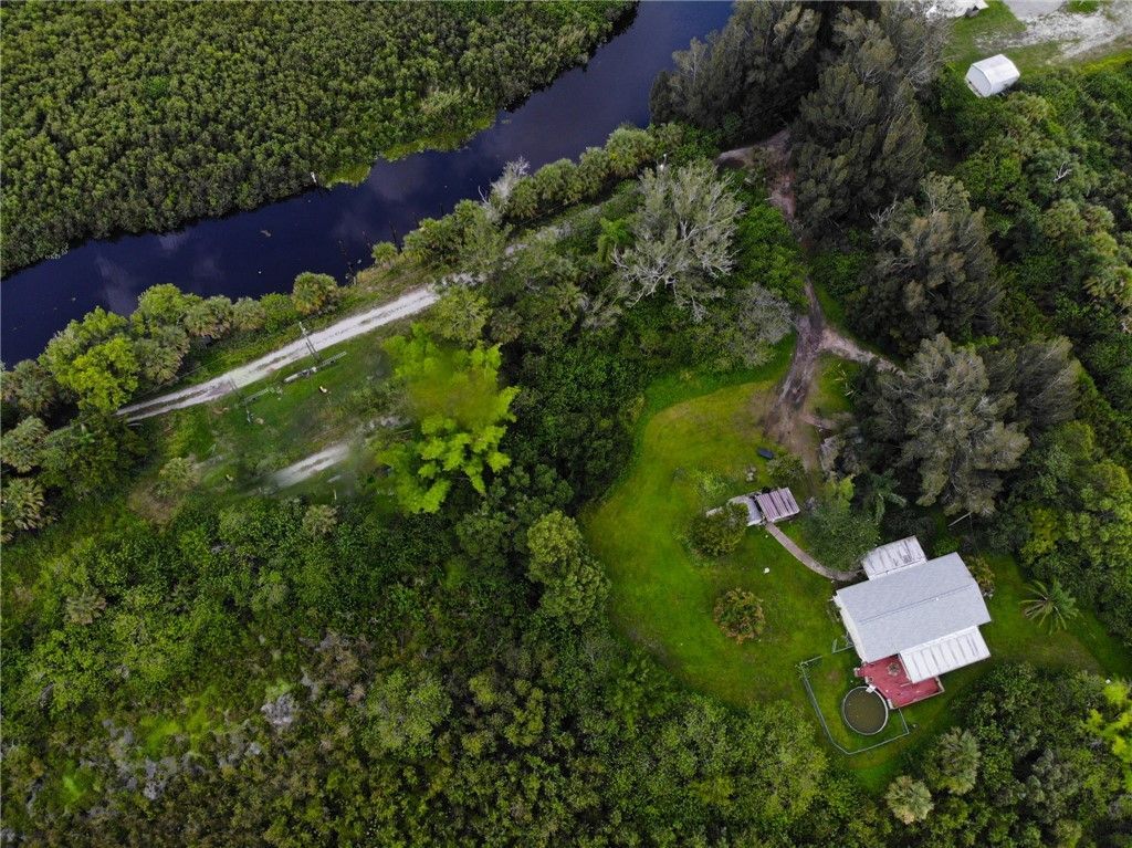 6301 Sweetwater Drive, Melbourne, FL 32904 Photo