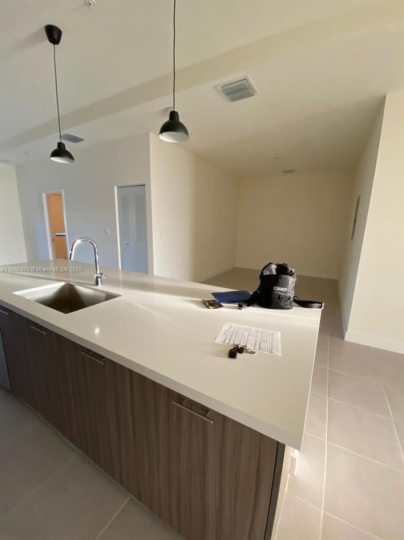 8175 NW 104th Ave, Unit 35, Doral, FL 33178 Photo