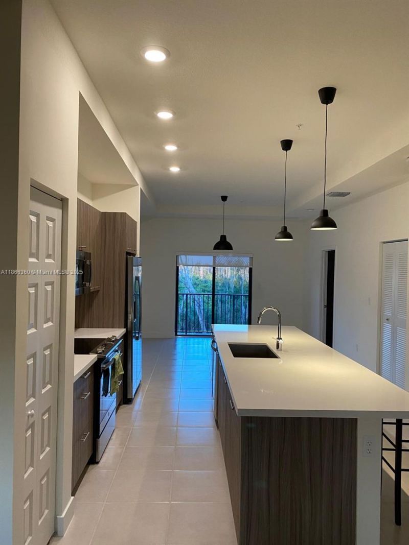 8175 NW 104th Ave, Unit 35, Doral, FL 33178 Photo