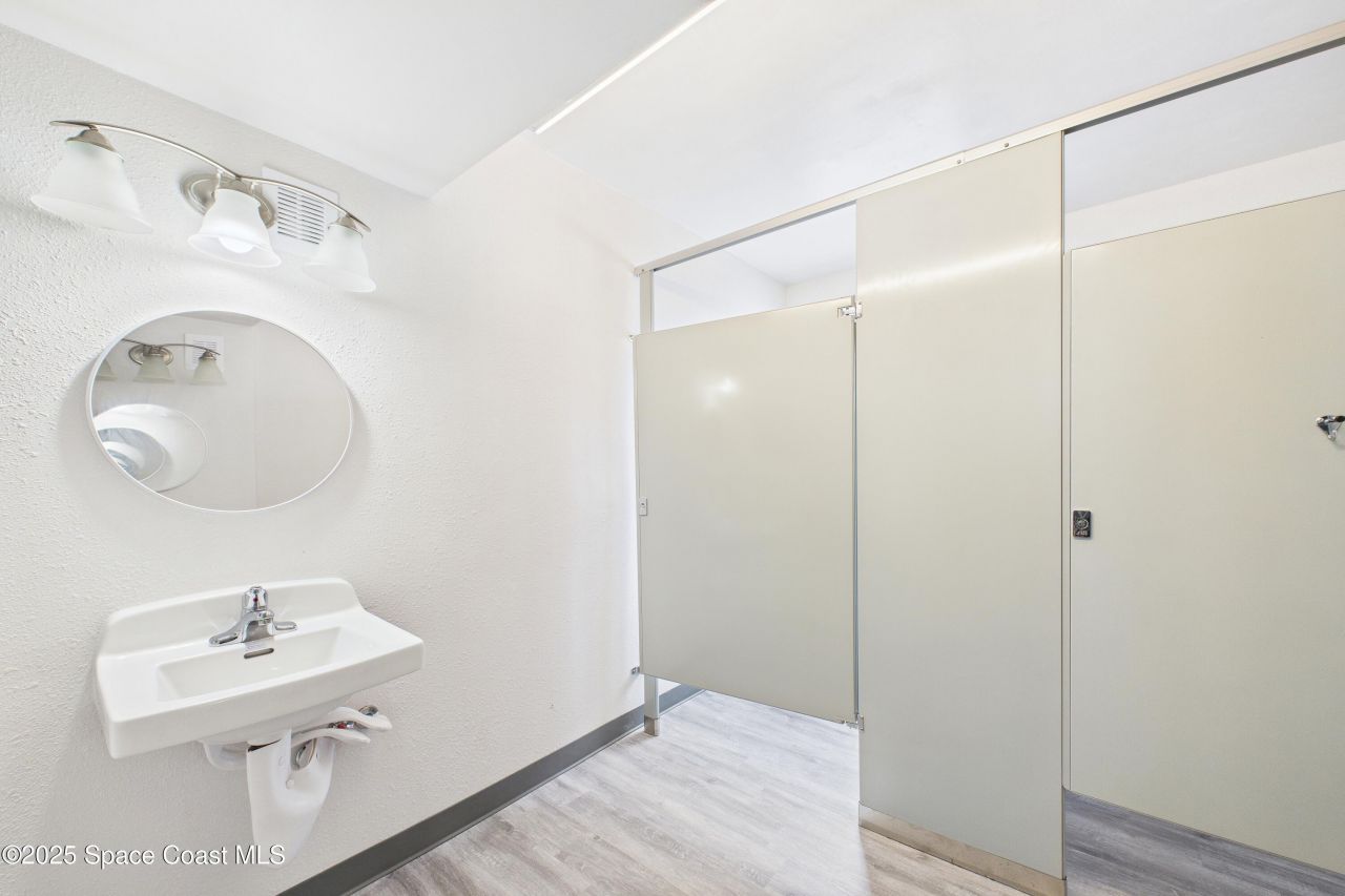 1340 S Wickham Road, Melbourne, FL 32904 Photo