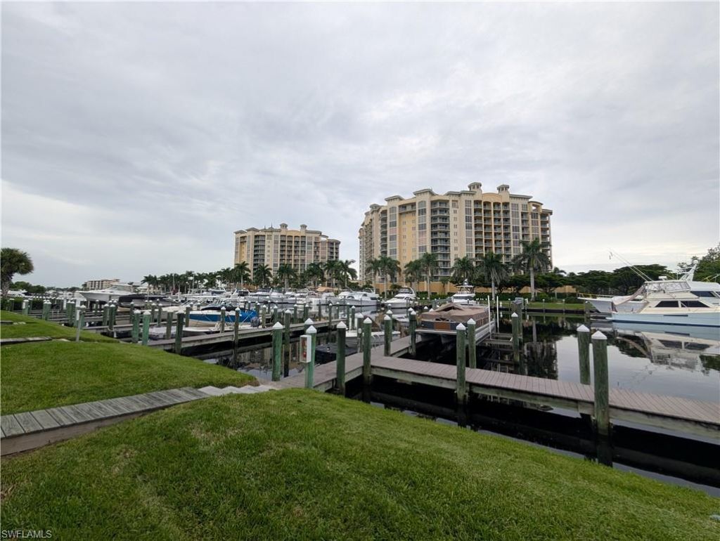 3347 N Key Dr, Unit 35, North Fort Myers, FL 33903 Photo