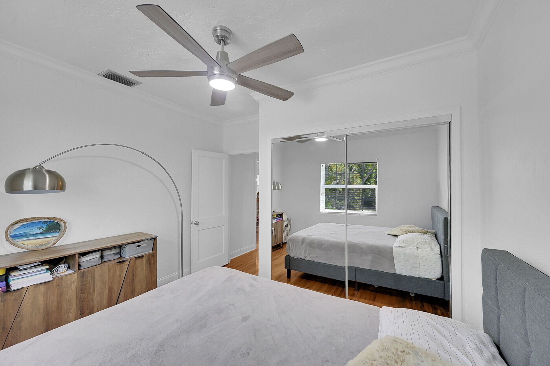 1117 S Palmway, Lake Worth Beach, FL 33460 Photo