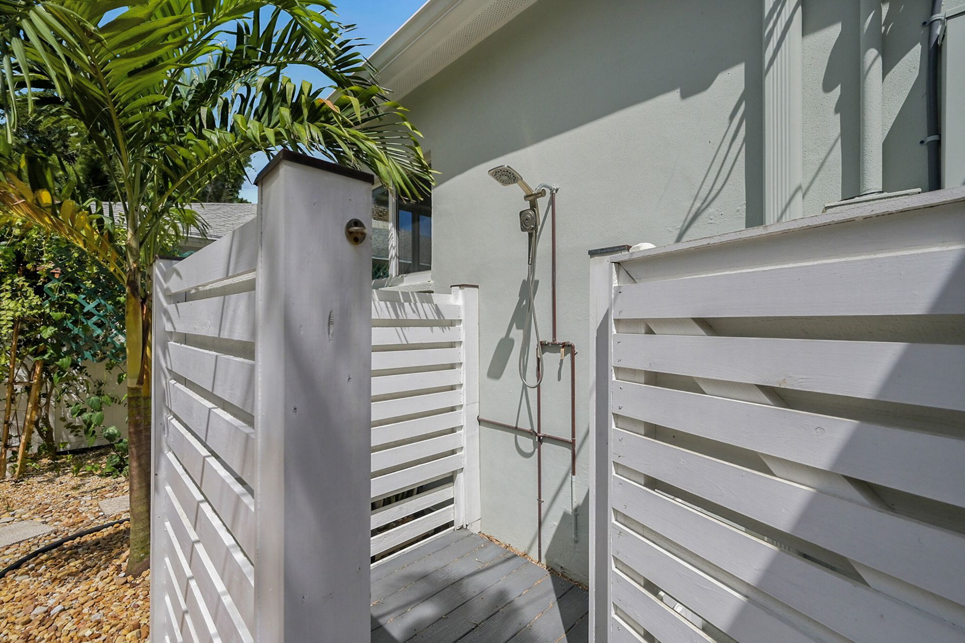 1117 S Palmway, Lake Worth Beach, FL 33460 Photo