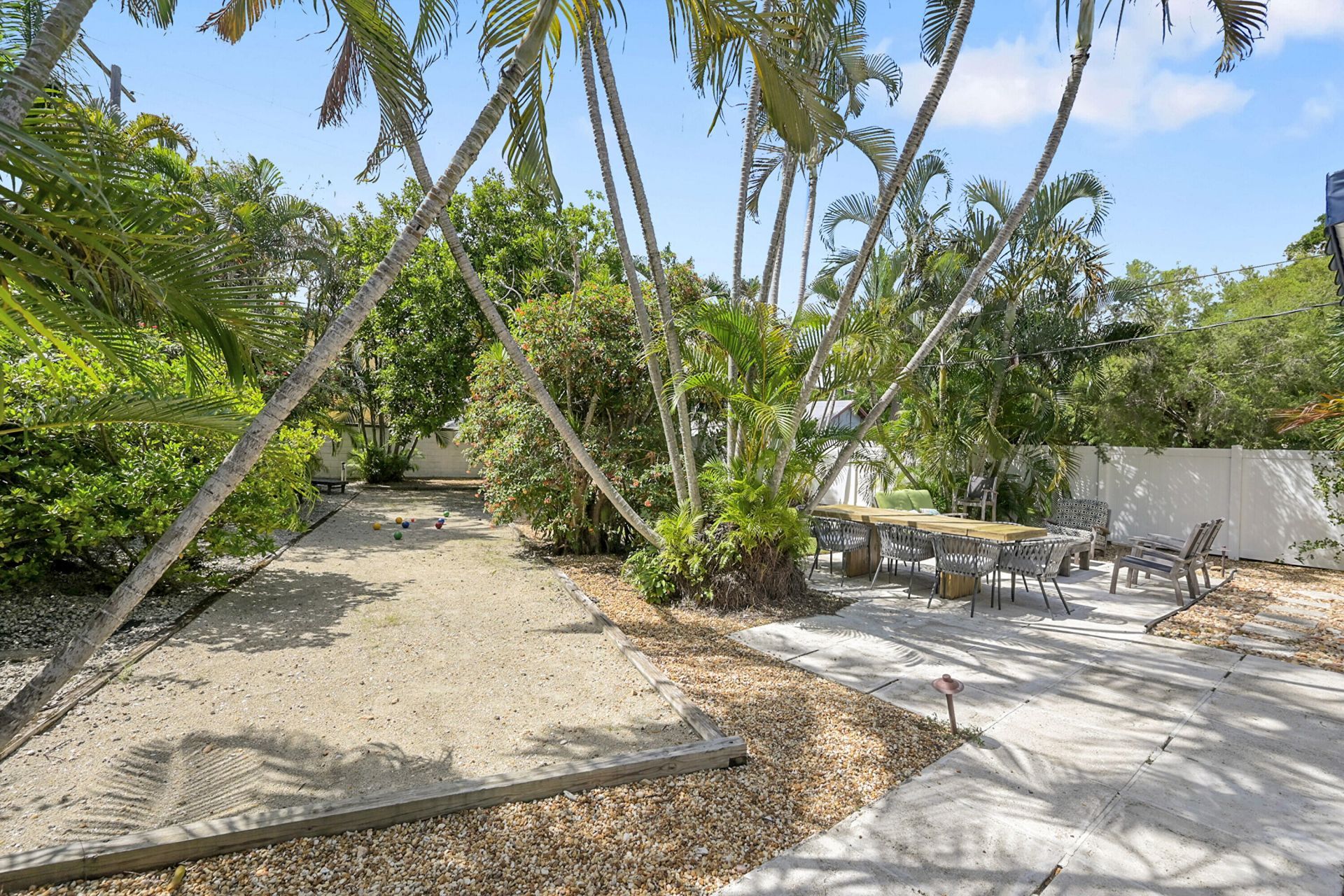 1117 S Palmway, Lake Worth Beach, FL 33460 Photo