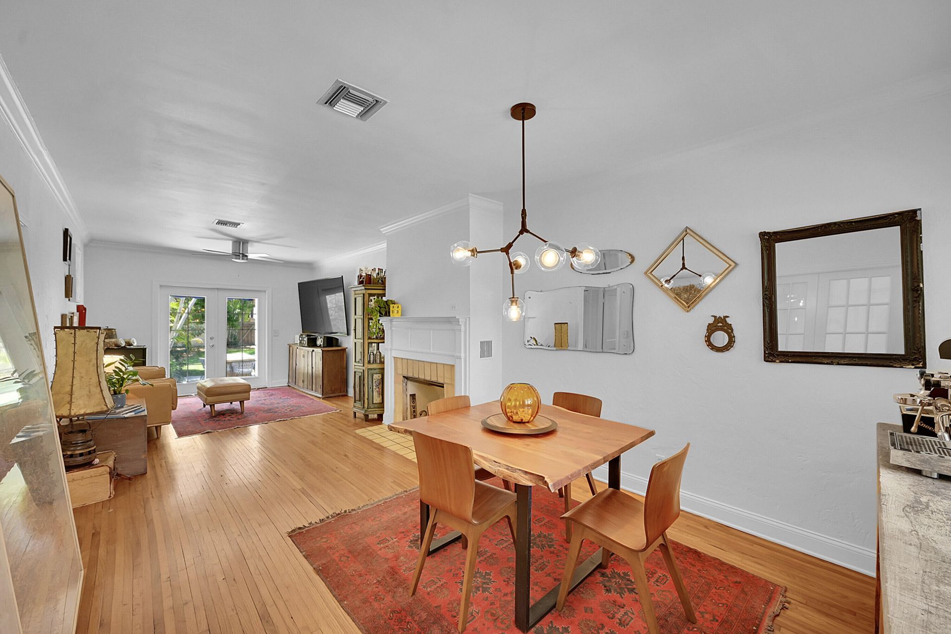 1117 S Palmway, Lake Worth Beach, FL 33460 Photo