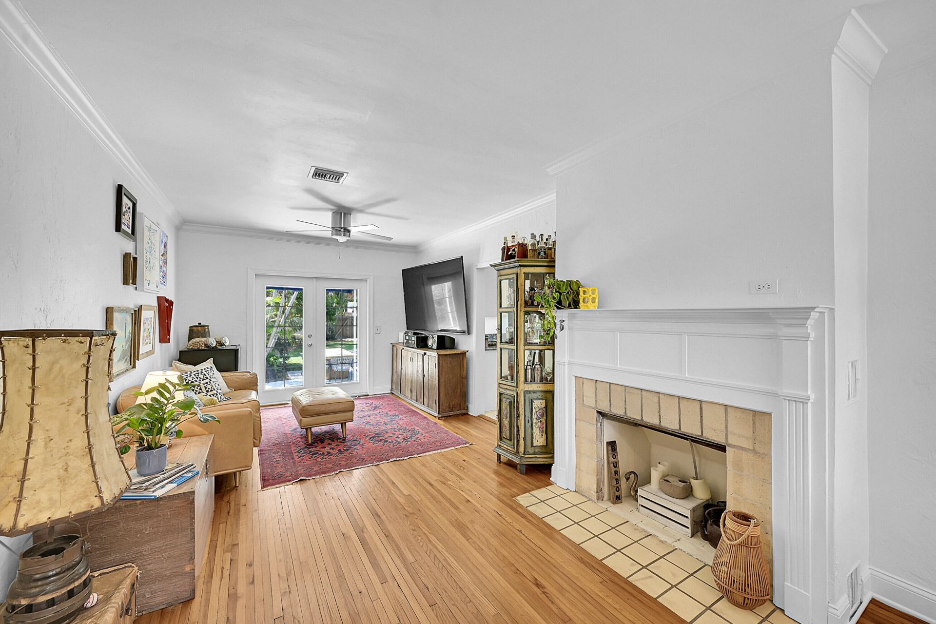 1117 S Palmway, Lake Worth Beach, FL 33460 Photo