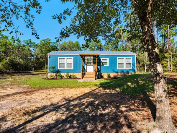 156 McCloud Road, Freeport, FL 32439