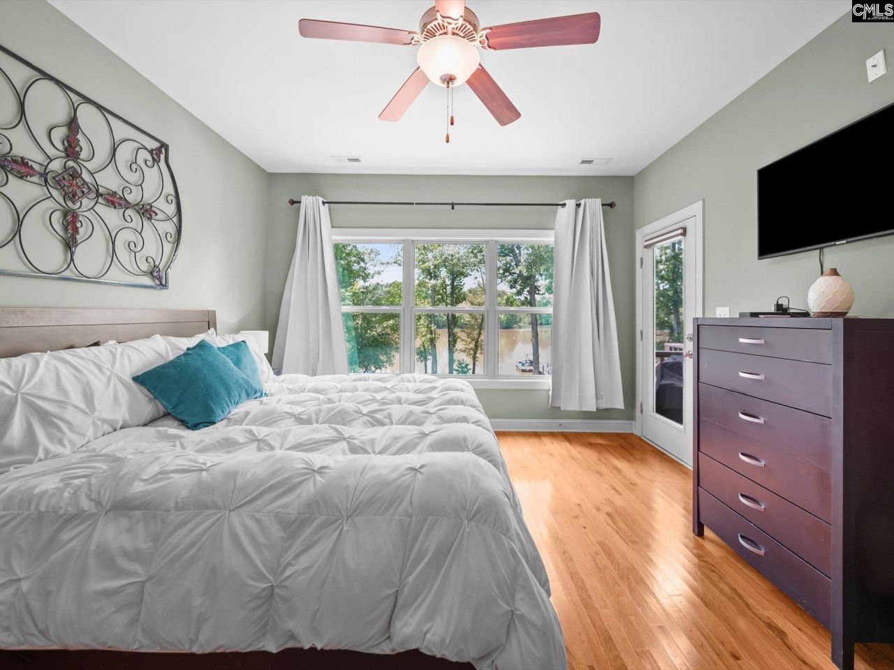 2051 Great North Road Photo 19