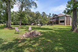 2051 Great North Road photo 4