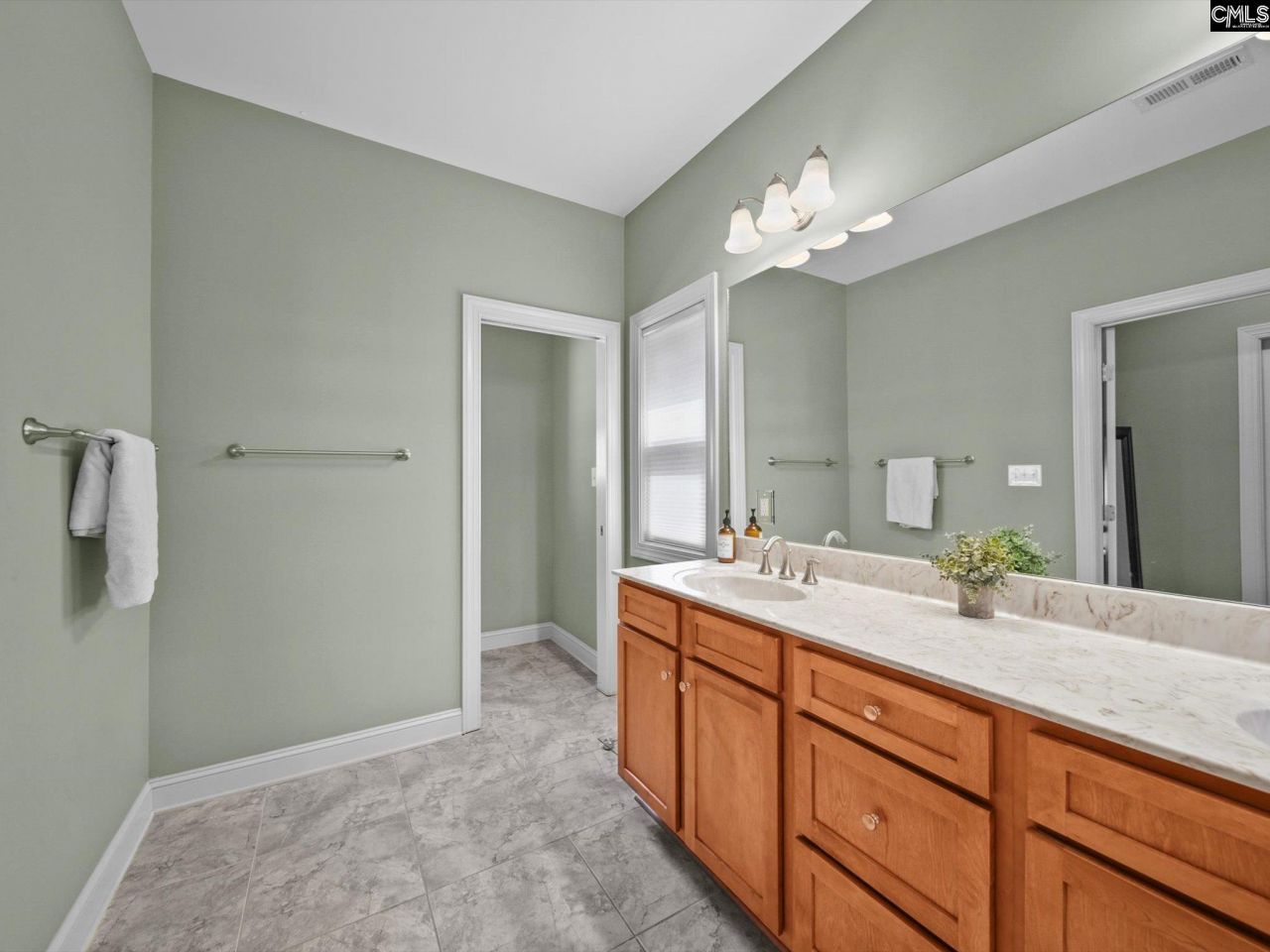 2051 Great North Road Photo 21