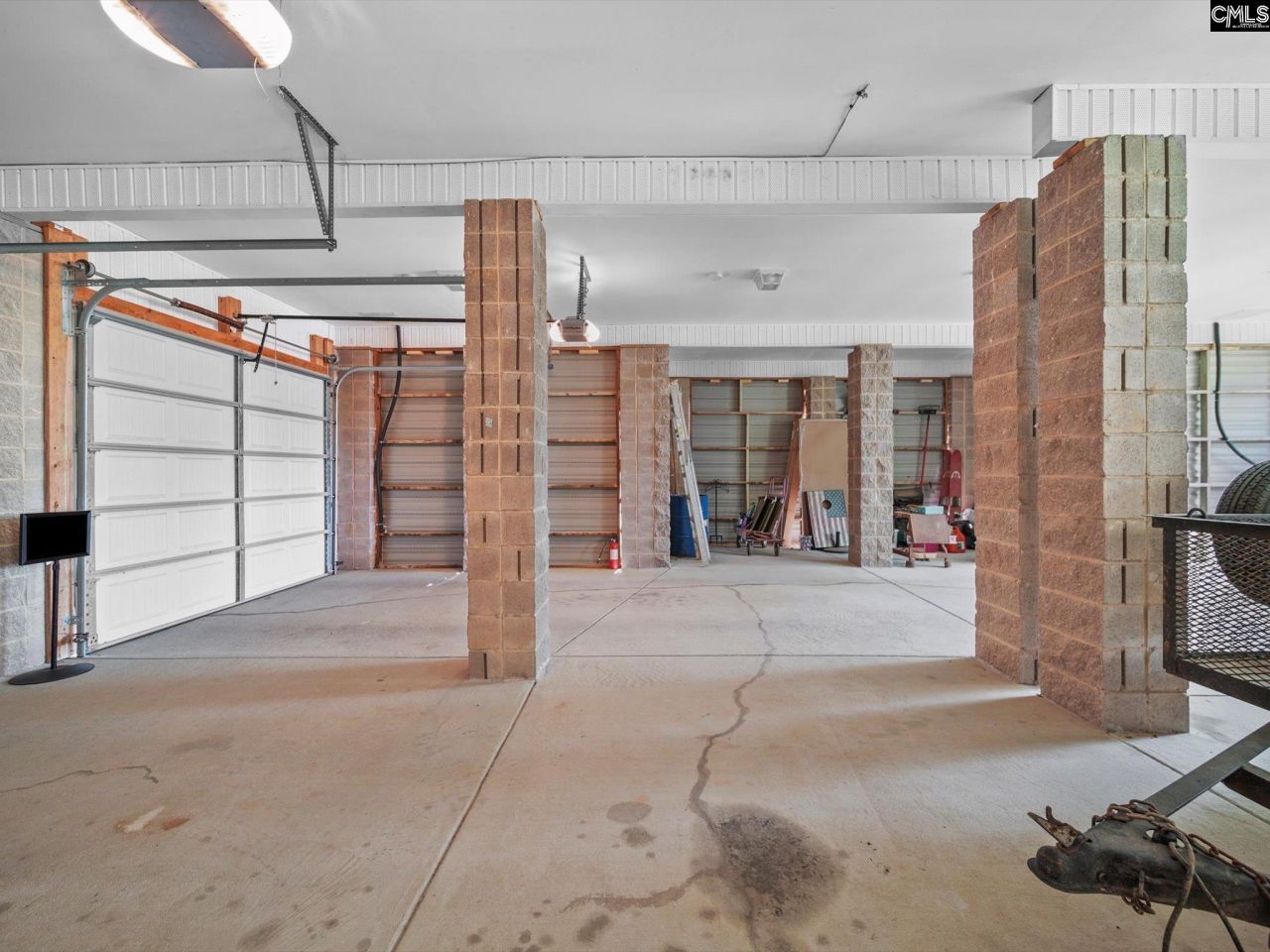 2051 Great North Road Photo 31