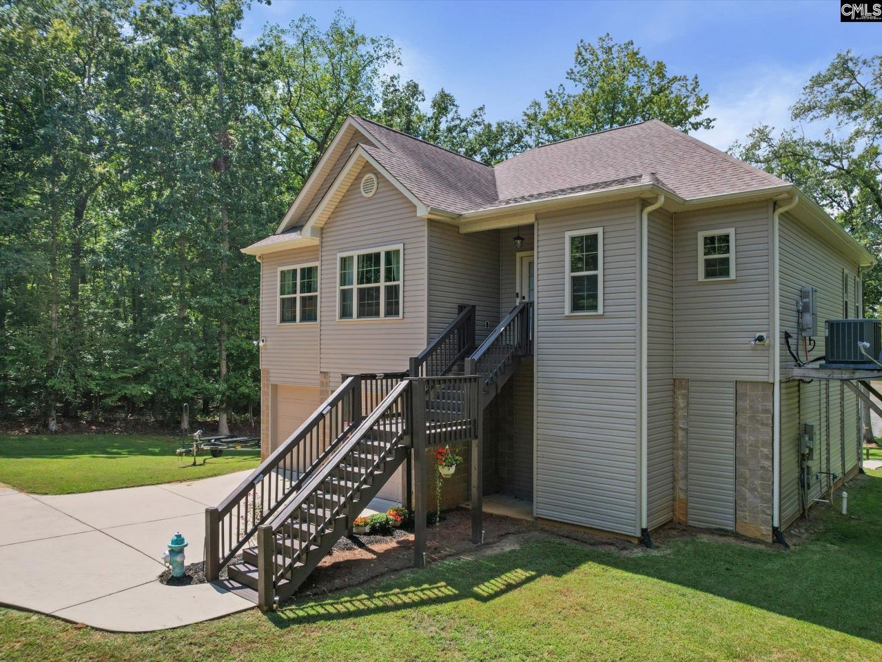 2051 Great North Road Photo 6