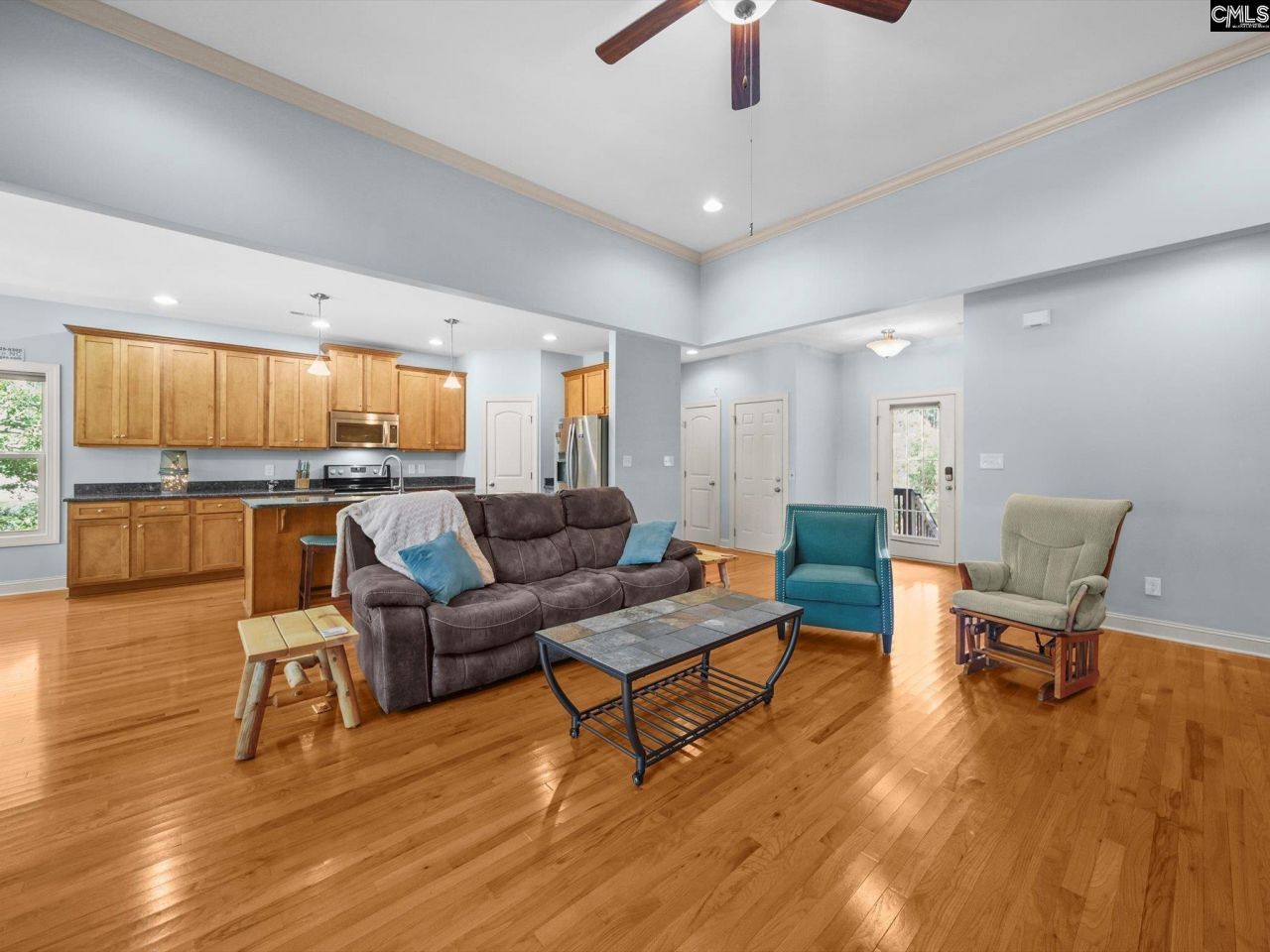 2051 Great North Road Photo 9