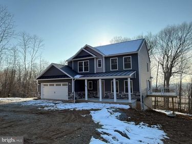 591 BELLE VISTA DRIVE, ENOLA, PA 17025