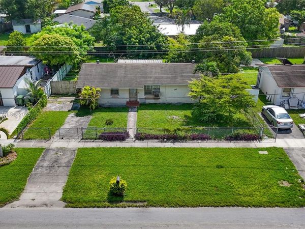 345 SW 18th Ave, Homestead, FL 33030