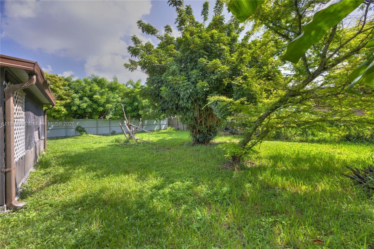 345 SW 18th Ave, Homestead, FL 33030 Photo