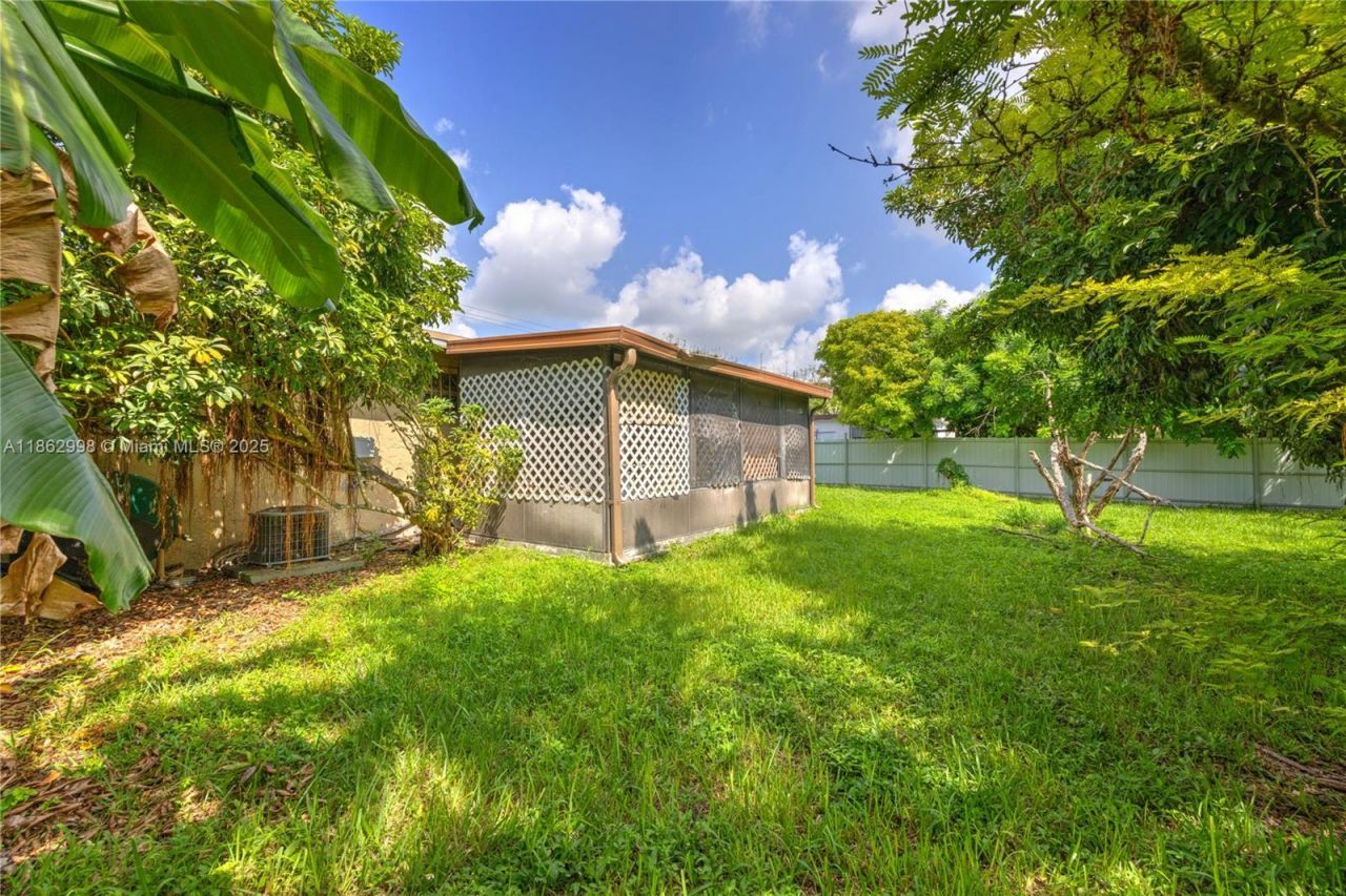 345 SW 18th Ave, Homestead, FL 33030 Photo