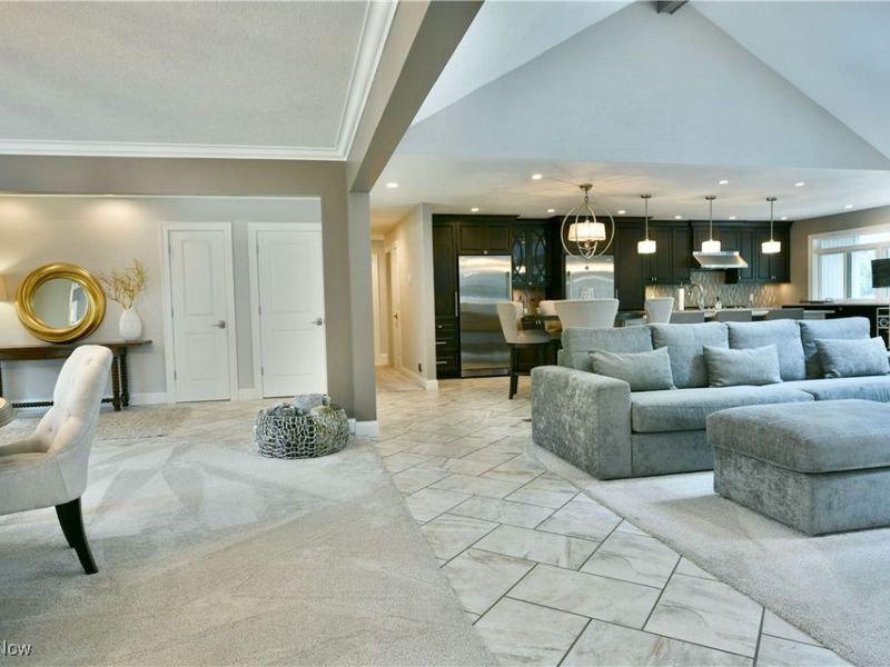 404 Cherry Hill Lane, Cortland, OH 44410 Photo 15